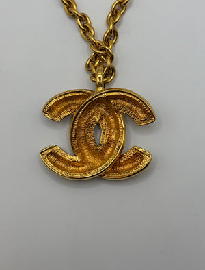 1990s Chanel quilted CC pendant chain necklace