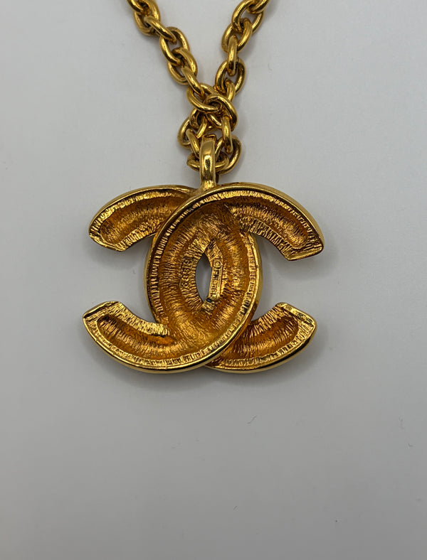 1990s Chanel quilted CC pendant chain necklace
