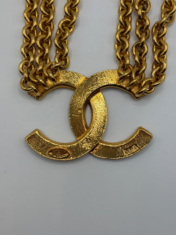1985 Chanel CC logo necklace
