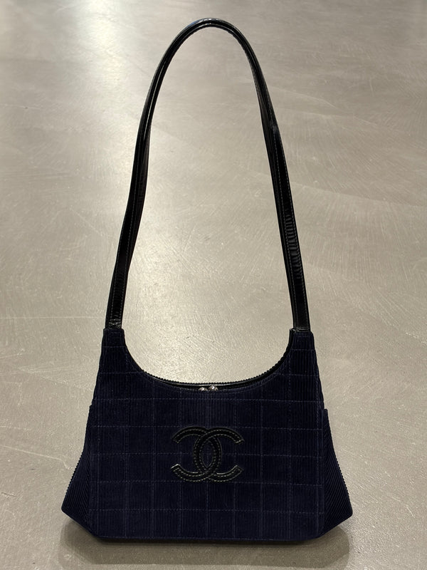 2000-20002 Chanel corduroy hobo bag