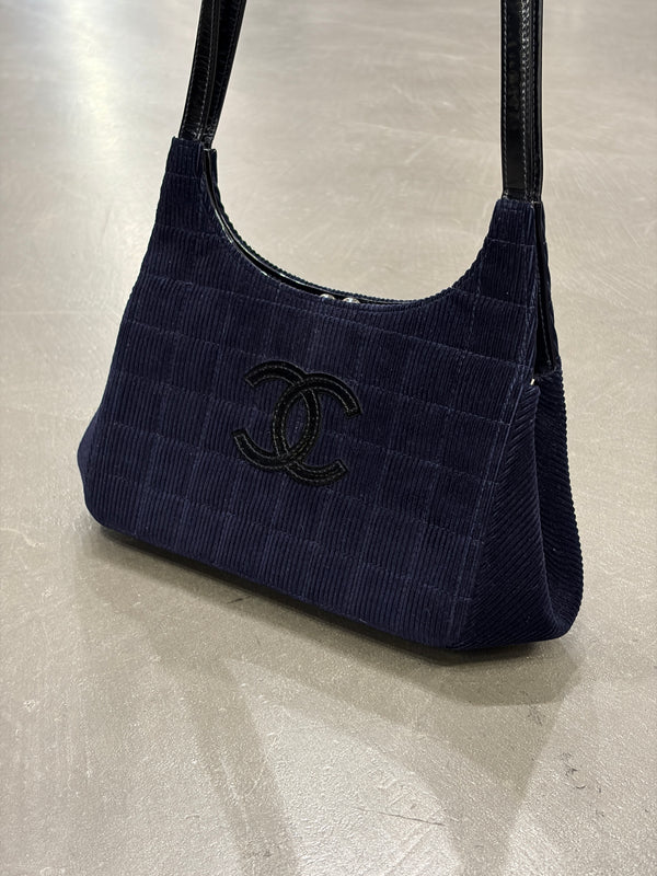 2000-20002 Chanel corduroy hobo bag
