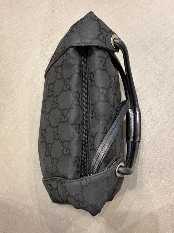 1990s Gucci GG nylon shoulder bag