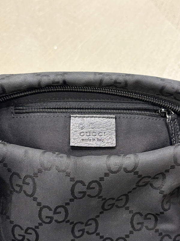 1990s Gucci GG nylon shoulder bag