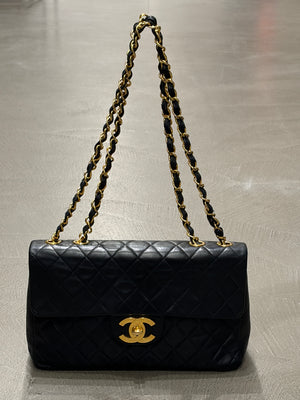 1994-1995 Chanel classic single flap maxi Jumbo bag