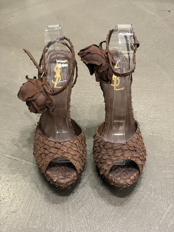 S/S2010 Yves Saint Laurent runway “Rose" Spiny heel sandals