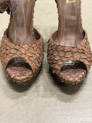 S/S2010 Yves Saint Laurent runway “Rose" Spiny heel sandals