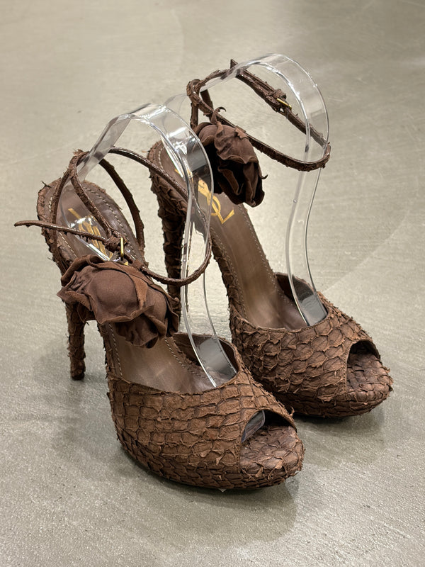 S/S2010 Yves Saint Laurent runway “Rose" Spiny heel sandals