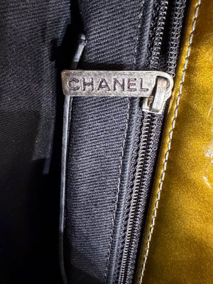 2011 Chanel patent quilted CC charm shoulder bag