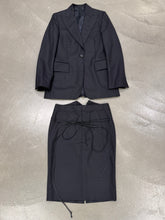 Load image into Gallery viewer, A/W2002 Gucci by Tom Ford blazer and skirt set with leather cord
