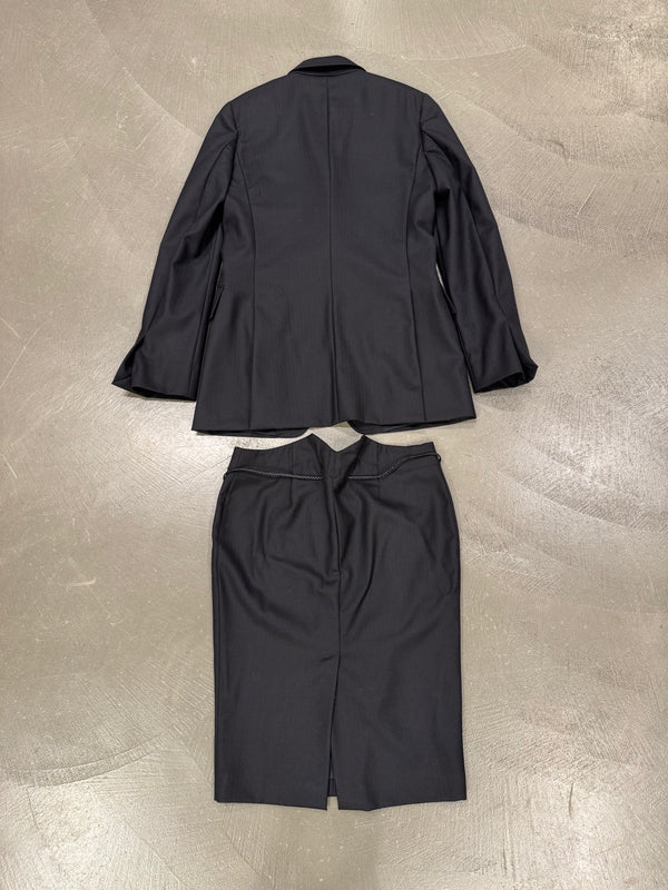 A/W2002 Gucci by Tom Ford blazer and skirt set with leather cord