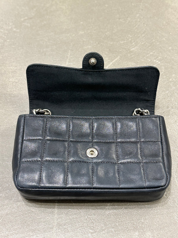 2000-2002 Chanel leather Chocolate bar mini bag
