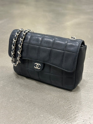 2000-2002 Chanel leather Chocolate bar mini bag