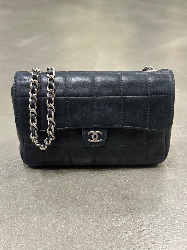 2000-2002 Chanel leather Chocolate bar mini bag