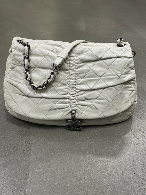 2006-2008 Chanel matelassé leather shoulder bag