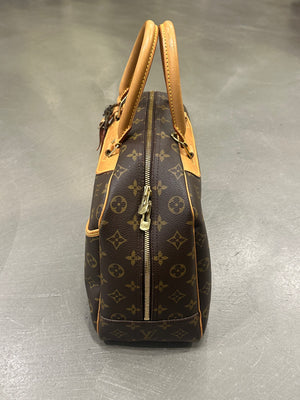 1999 Louis Vuitton Monogram Dauphine handbag