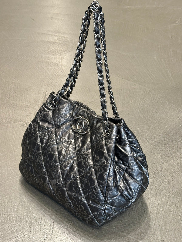 2009-2010 Chanel quilted nylon chain tote bag