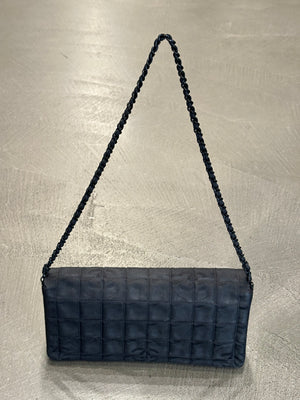 2001 Chanel Chocolate Bar travel line shoulder bag