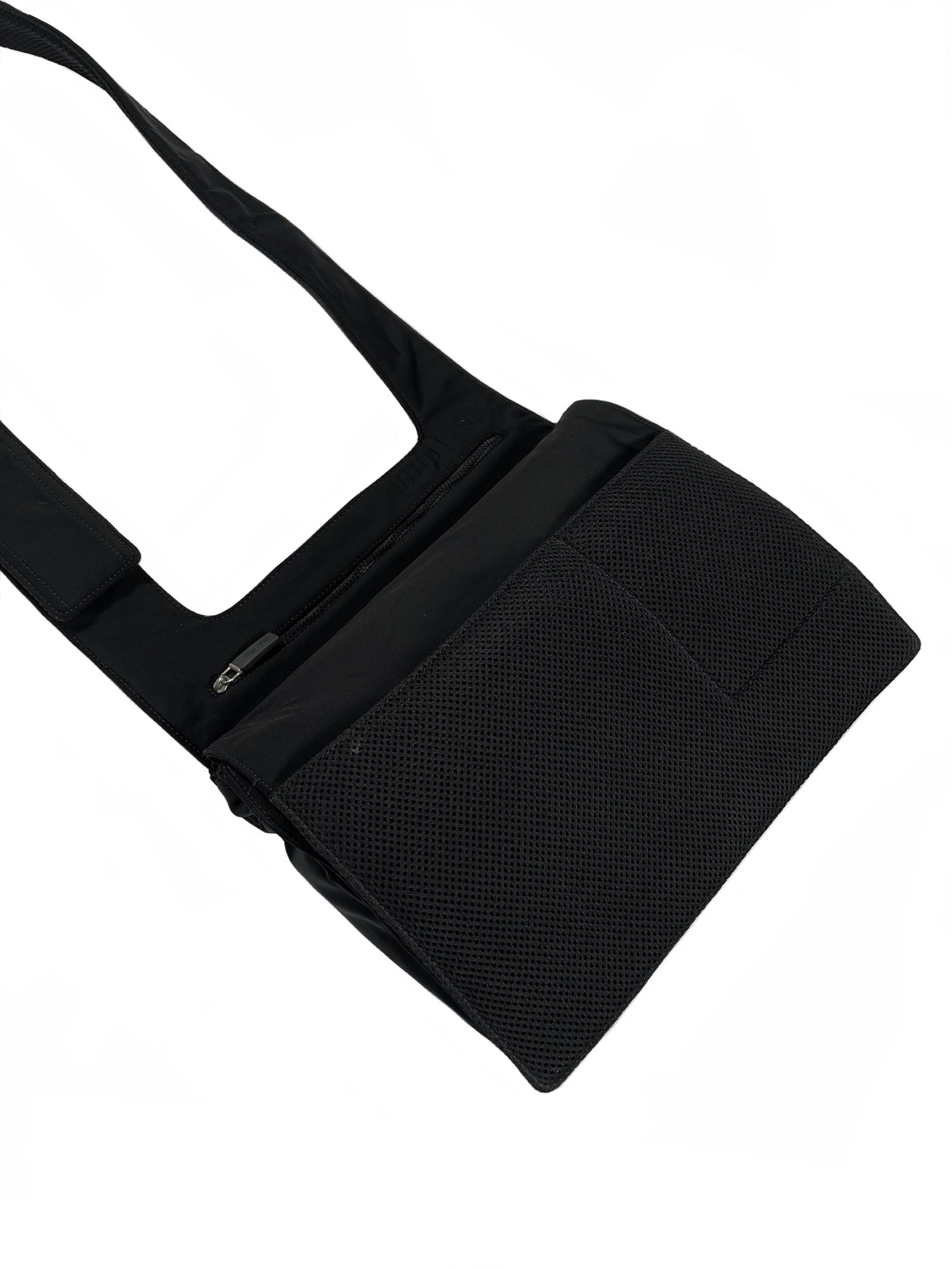1999 Miu Miu technical shoulder bag – elevated archives 1999 Miu Miu technical shoulder bag – elevated archives