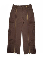 Load image into Gallery viewer, 2004 Dolce &amp; Gabbana full zipper cargo pants
