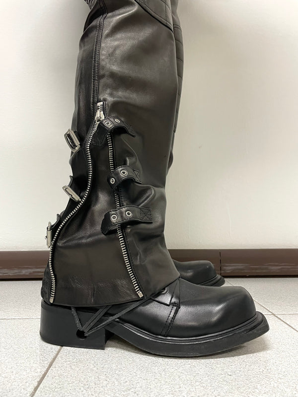 AW2003 Dolce & Gabbana leather bondage biker pants