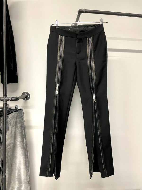 FW2001 Gucci by Tom Ford zipper runway leather pants