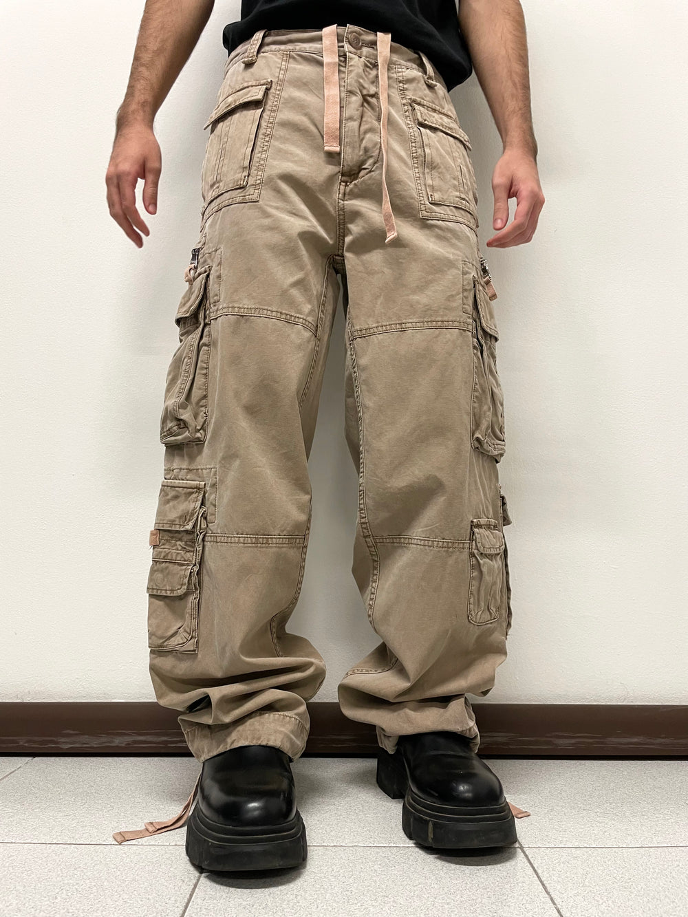 2000s Dolce & Gabbana 18 pockets cargo pants